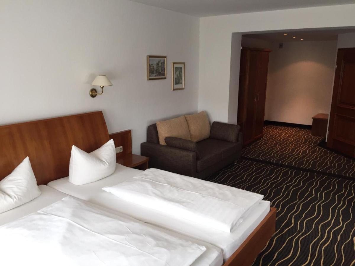 Hotel Zur Schoenen Aussicht Marktheidenfeld Dış mekan fotoğraf